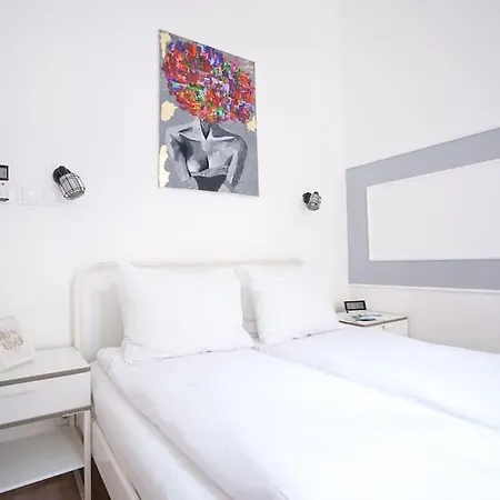 Venus - Klauzal Ter I Apartment