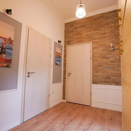 Venus - Klauzal Ter I Appartement *